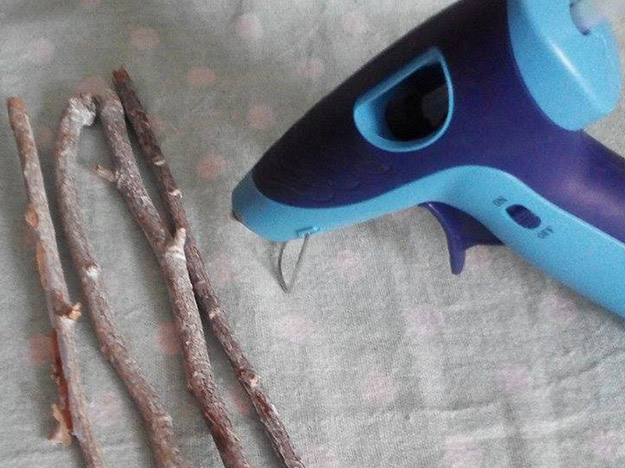Sticking Twigs together with the Hot Glue Gun by Pebaro